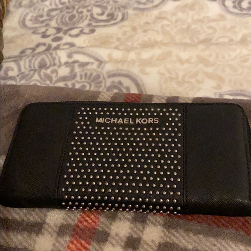 Michael Kors wallet